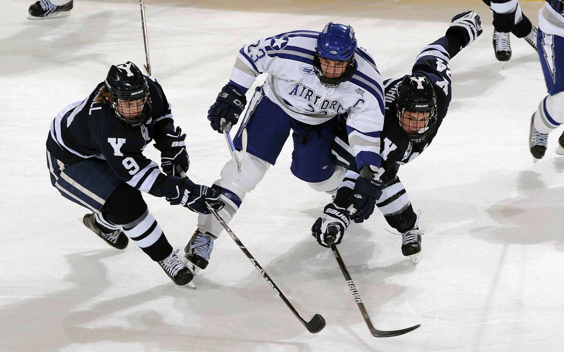 塞维利亚生死战，西决焦点战中的城市荣光与足球史诗