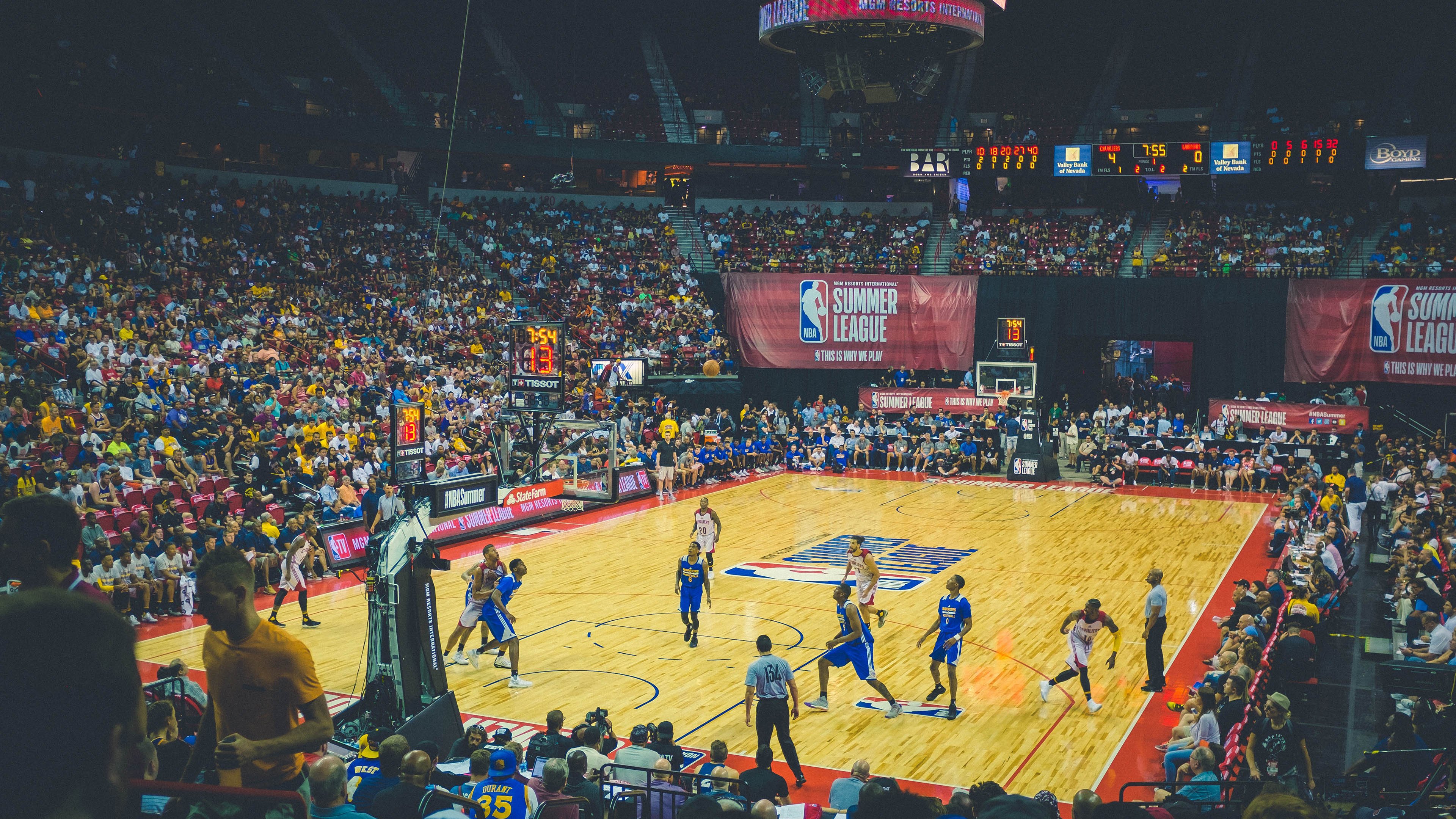 世界排名争夺战之夜，莱奥打出统治级数据，定义新一代王者