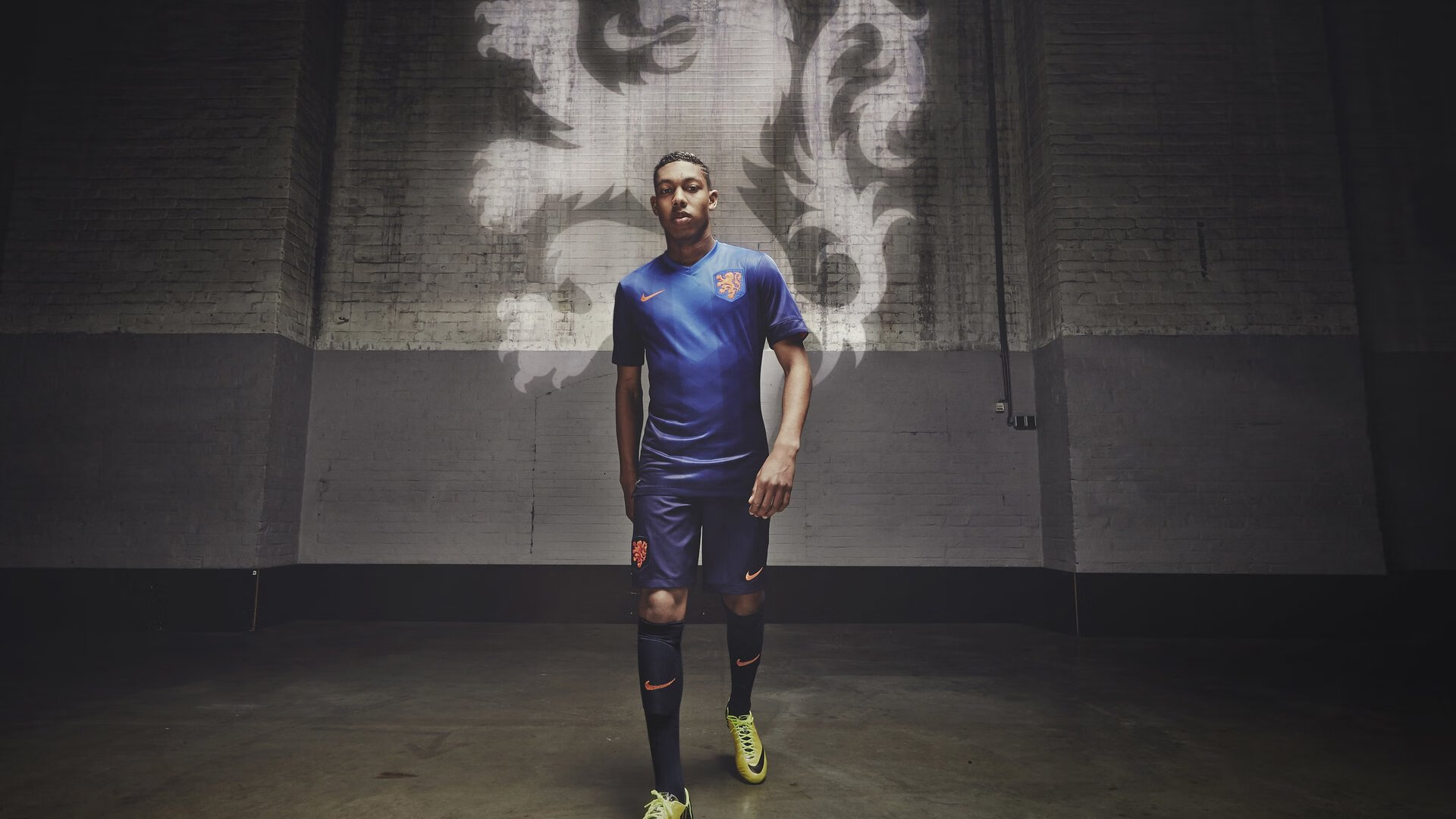 佩德里爆发与阿尔及利亚的足球奇迹，当个人天赋遇上集体荣耀