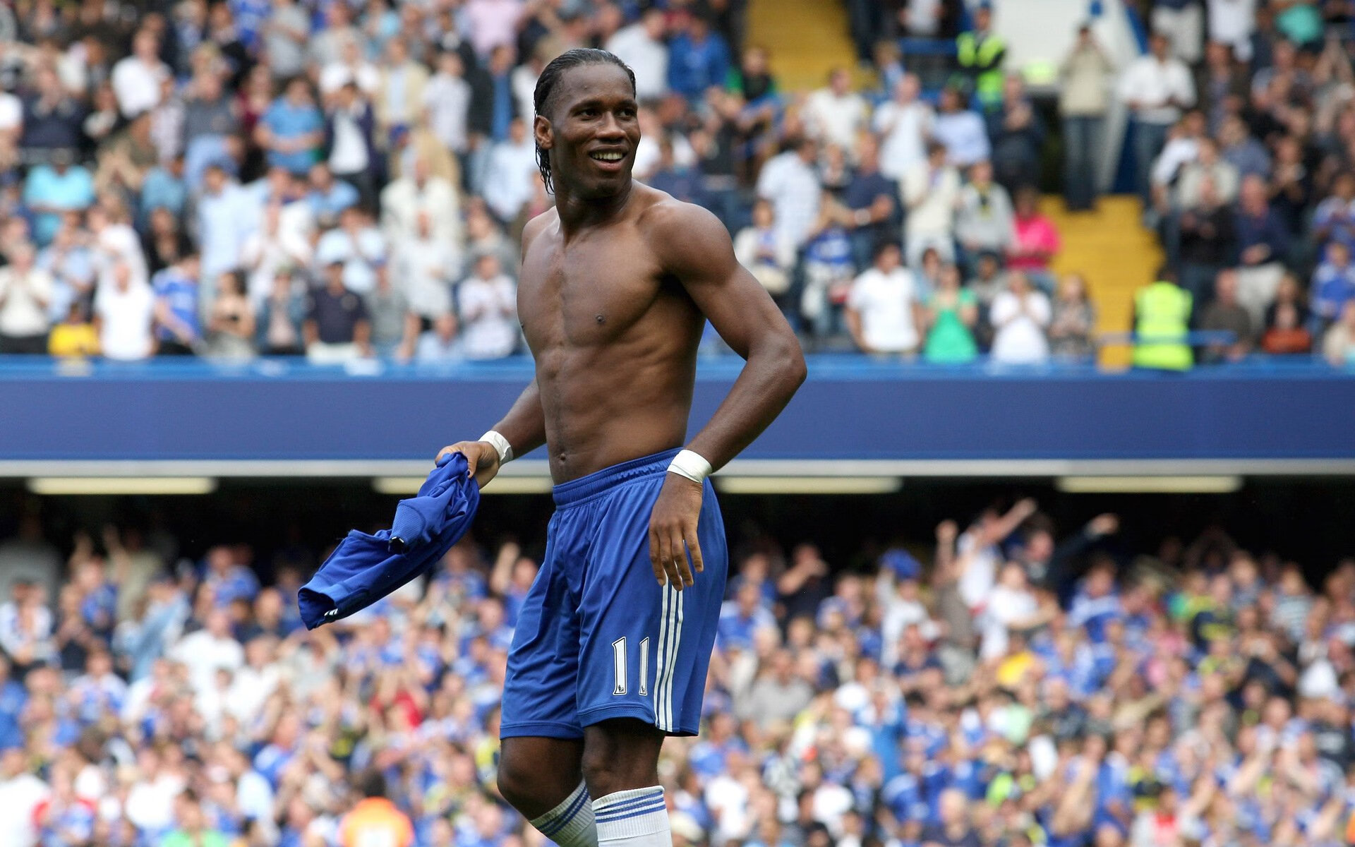 比利亚雷亚尔斩落玻利维亚，佩德里存在感拉满，一场战术与天赋的胜利